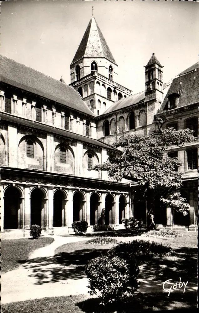 Cloître da Abadia dos Homens — Caen (Calvados) — Éditions Gaby, Nantes - Frente