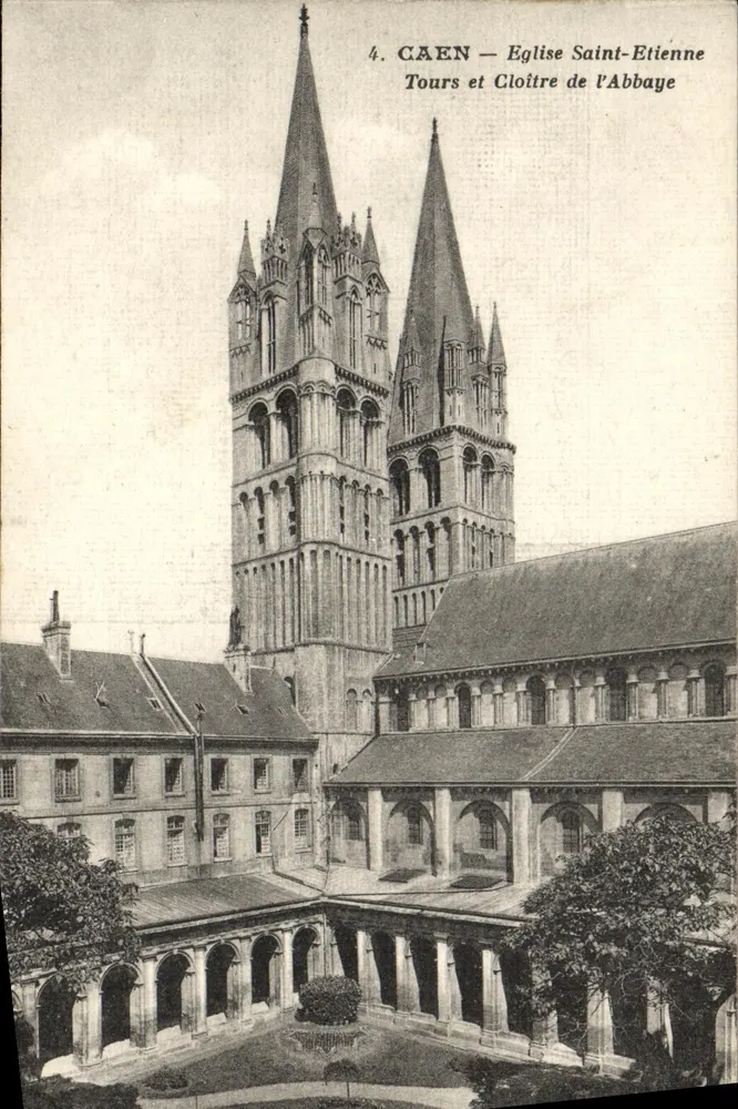 Caen — Igreja de São Etienne, Torres e Claustro da Abadia — n°4 - Frente