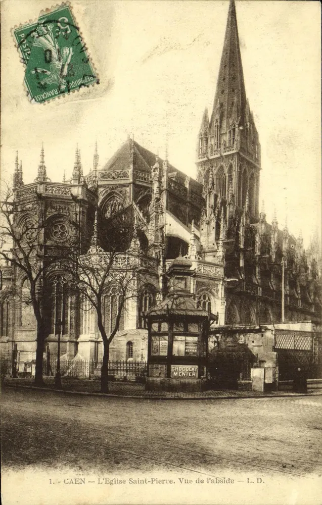 Caen — A Igreja de São Pedro. Vista da abside — L. D. - Frente