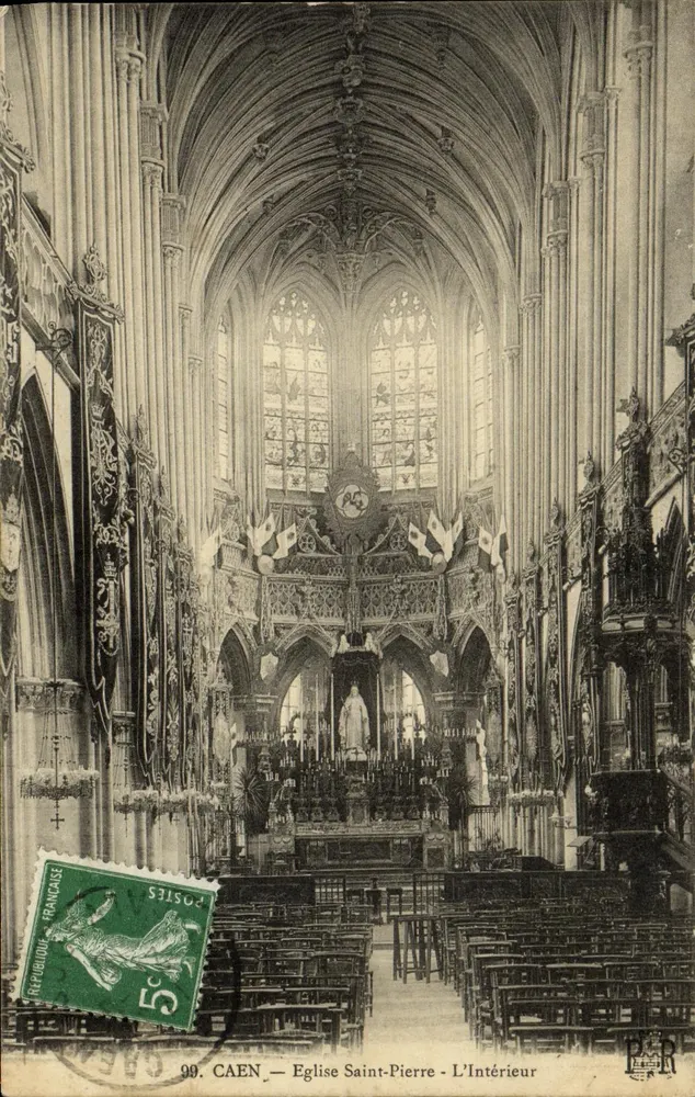 Caen — Igreja de São Pedro — O Interior - Frente