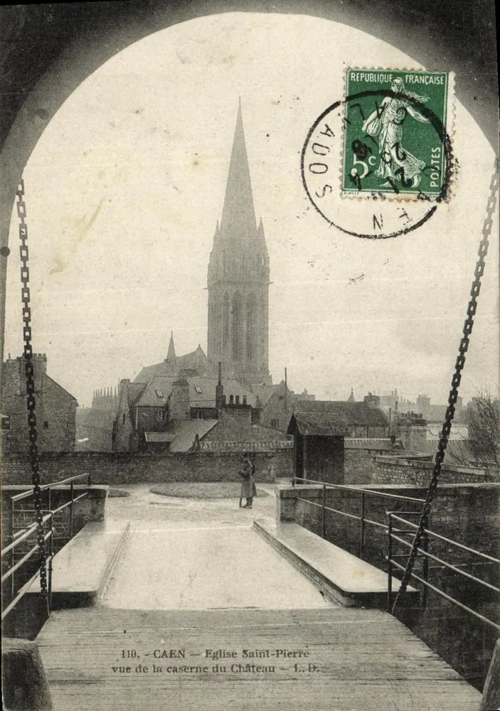 CAEN — Kirche Saint-Pierre — Ansicht von der Burgkaserne — L. D. - Vorderseite