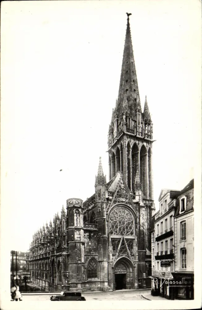Kirche Saint-Pierre — Caen (Calvados) — Turm zerstört 1944 — Photo R. Delassalle - Vorderseite