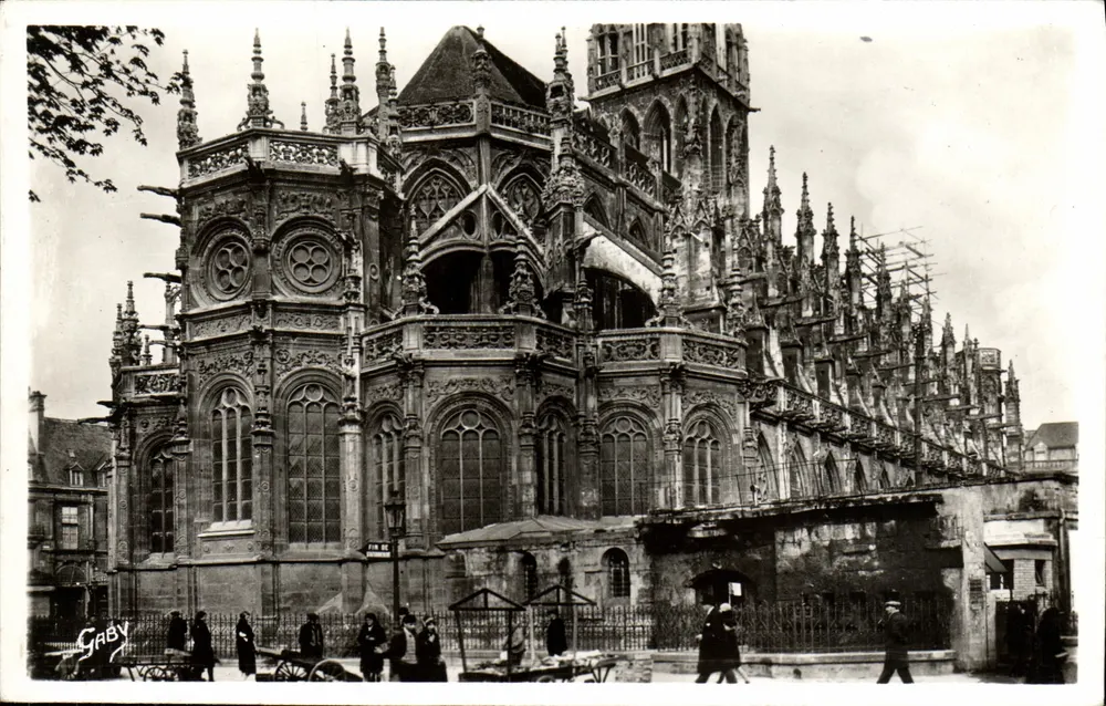 Caen — Abside da Igreja de São Pedro — Éditions Gaby - Frente