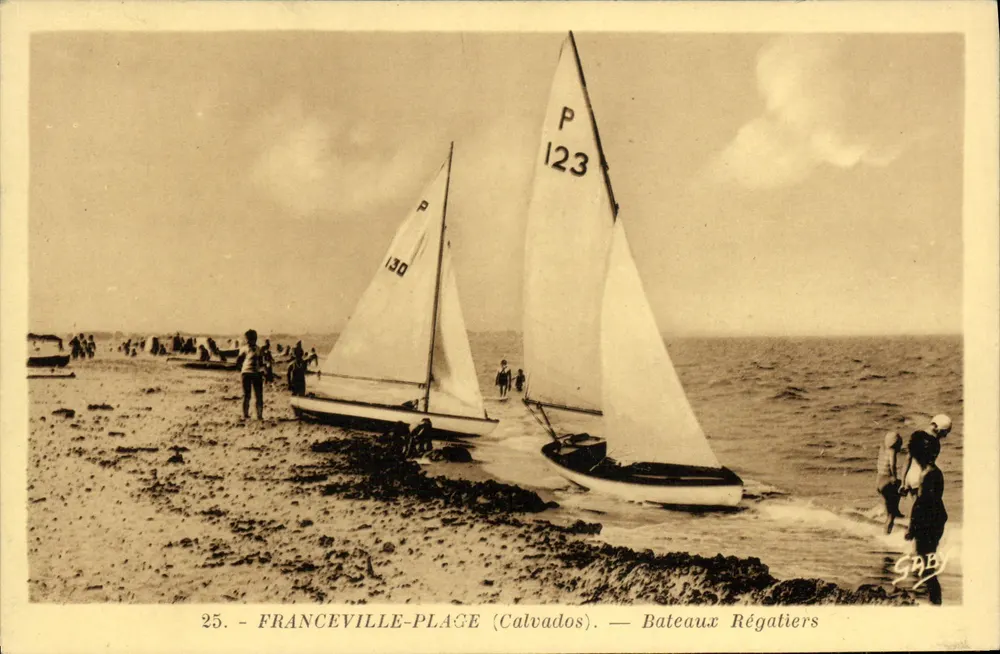 Franceville-Plage (Calvados) — Regattaboots — Gaby - Vorderseite
