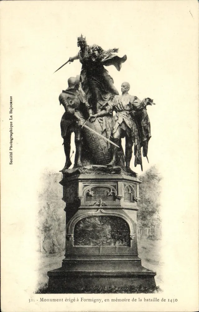 Denkmal errichtet in Formigny zur Erinnerung an die Schlacht von 1450 — Fotografische Gesellschaft La Bajocasse, Nr. 31 - Vorderseite