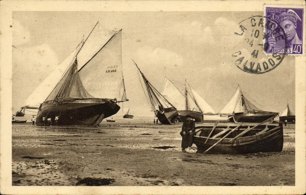 Segelboote am Strand — Calvados — A. Pinborg, Verlag (Calvados) Nr. 20 - Vorderseite