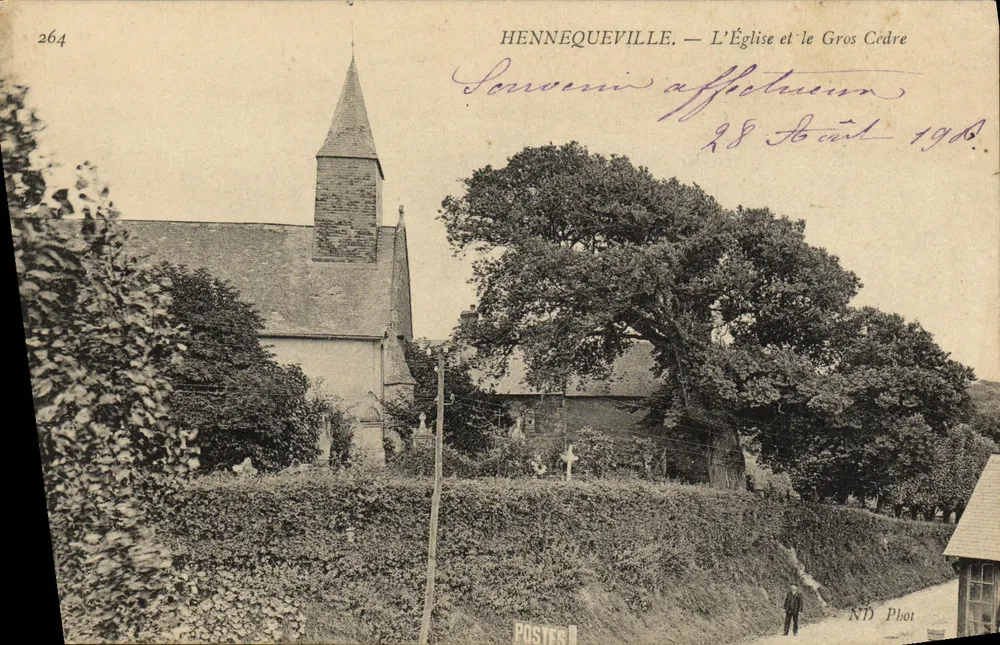 Hennequeville — Die Kirche und der Große Zeder — ND Phot - Vorderseite