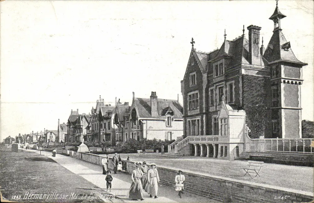 Hermanville-sur-Mer — O Boulevard — Editor L.V.A.C. n° 1849 - Frente