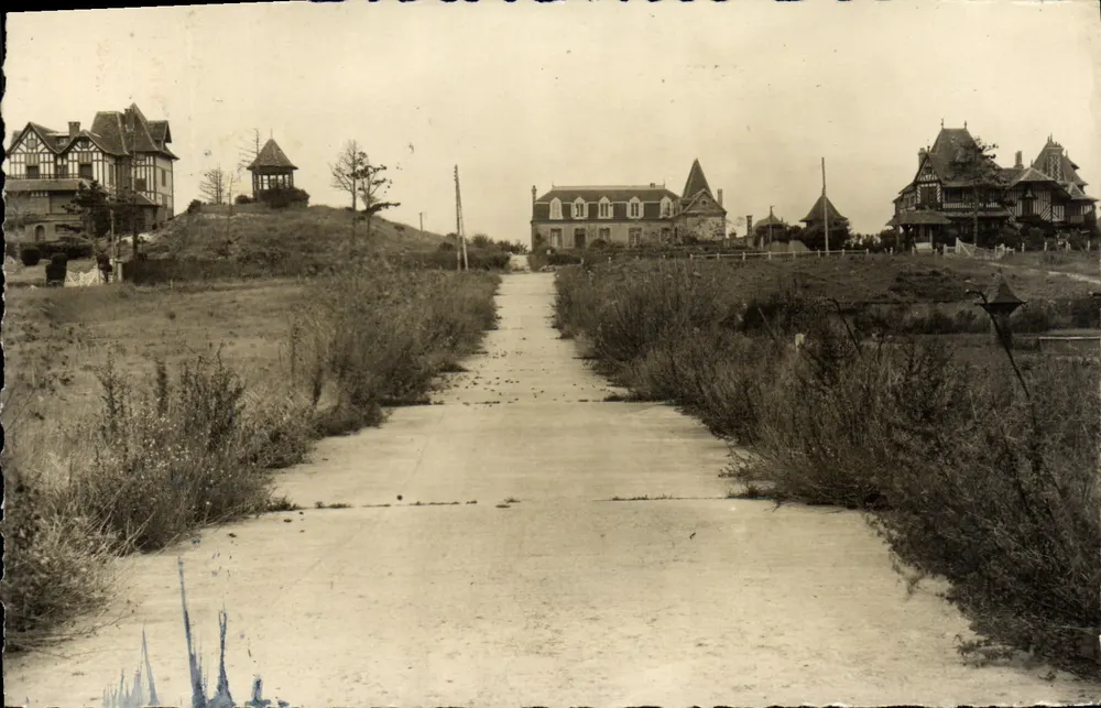 O Caminho da Mar — Villa Namette, O Homme-sur-Mer — Edição Francesa - Frente