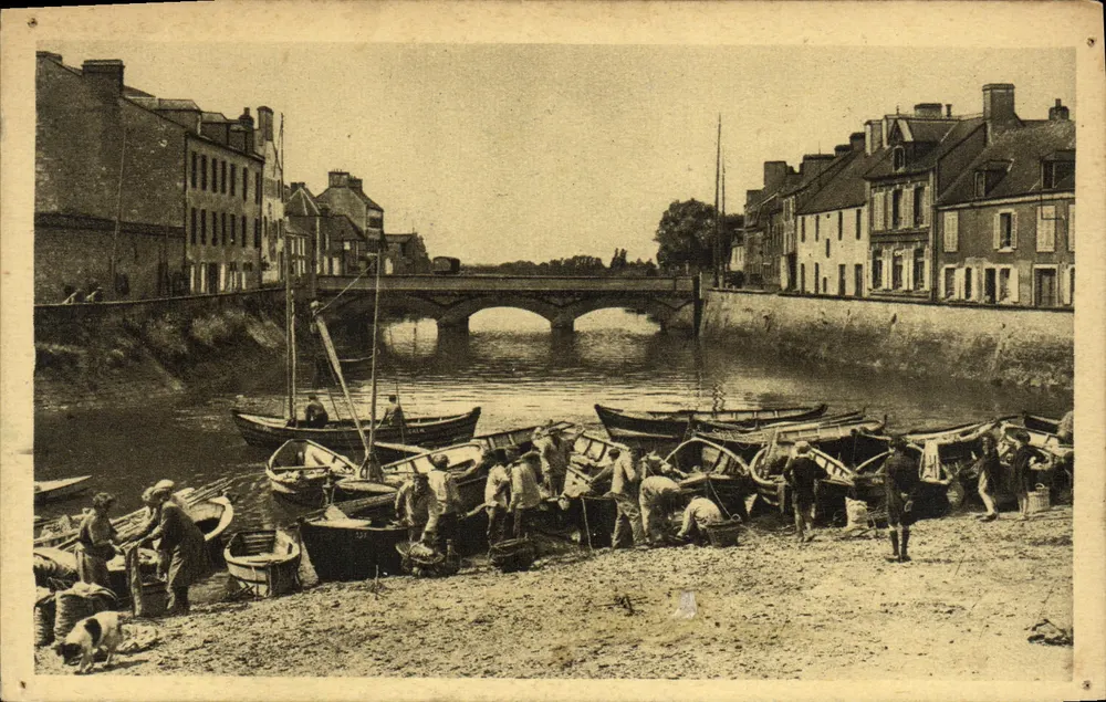Isigny-sur-Mer (Calvados) — A Cale aux moules — Editor Lecourt - Frente