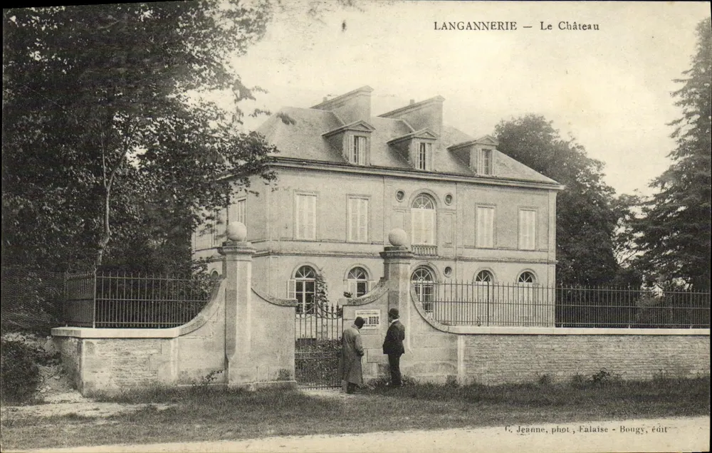 Langannerie — O Castelo — G. Jeanne, fot., Falaise — Bongy, editor - Frente