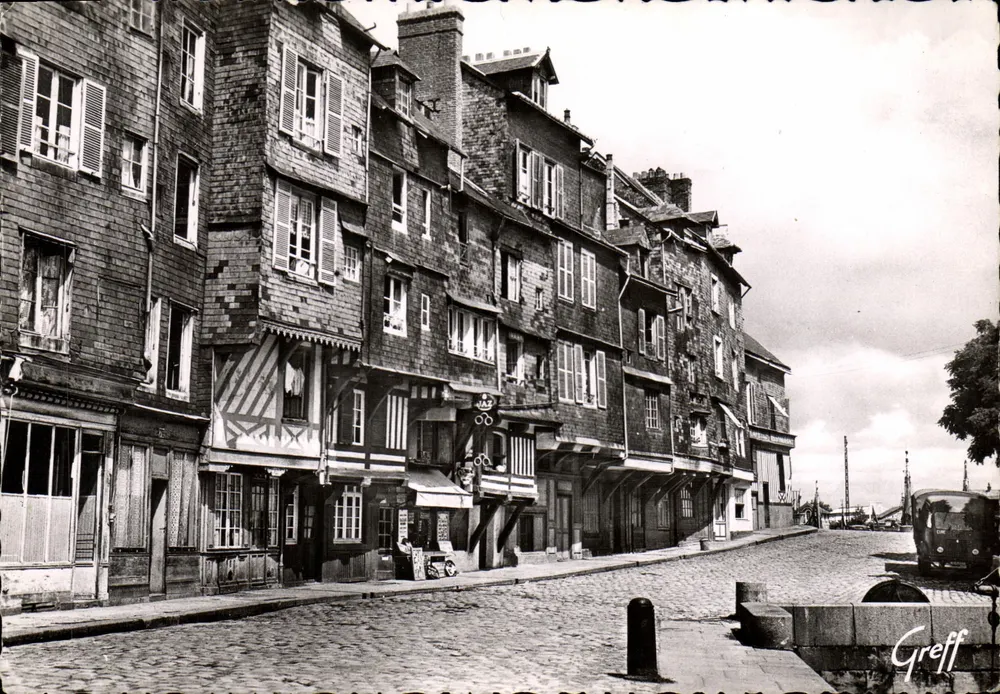 HONFLEUR — O cais de Santa Catarina, antigas casas (século XVIII) — Edições GREFF - Frente
