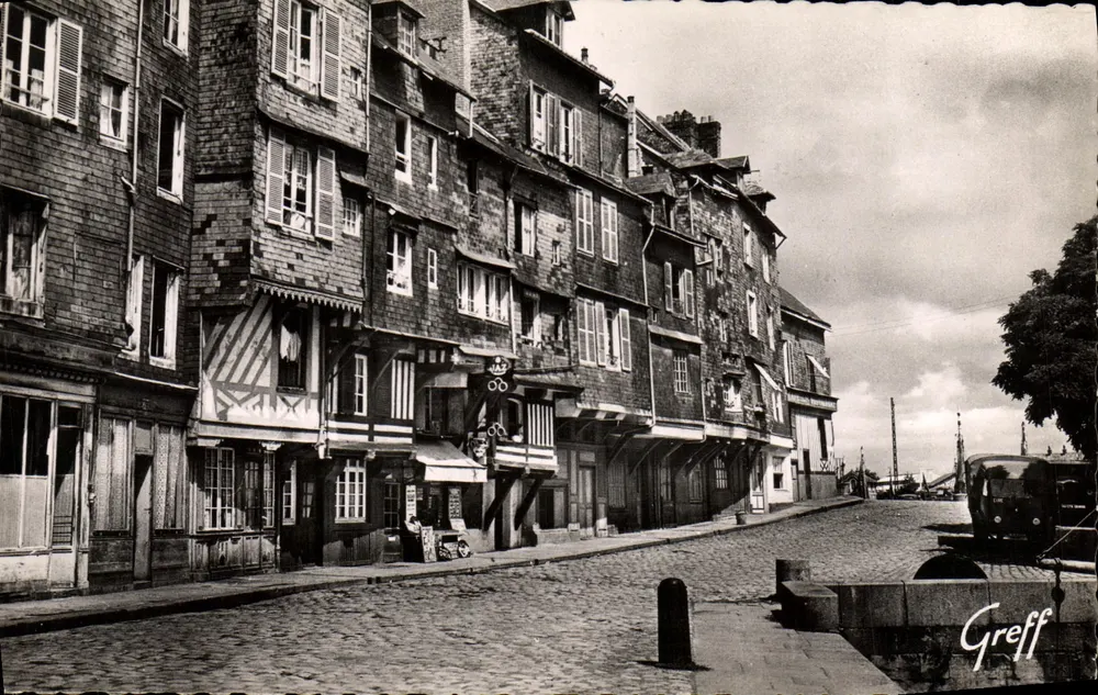 Honfleur — Quai Sainte-Catherine, alte Häuser des 18. Jahrhunderts — Éditions GREFF - Vorderseite