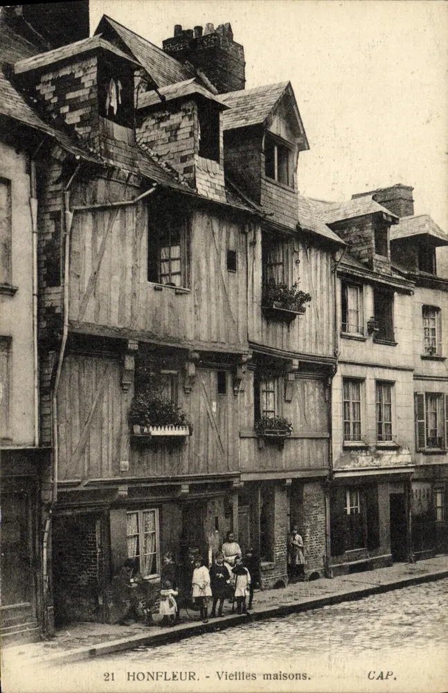Honfleur — Velhas casas — CAP. - Frente