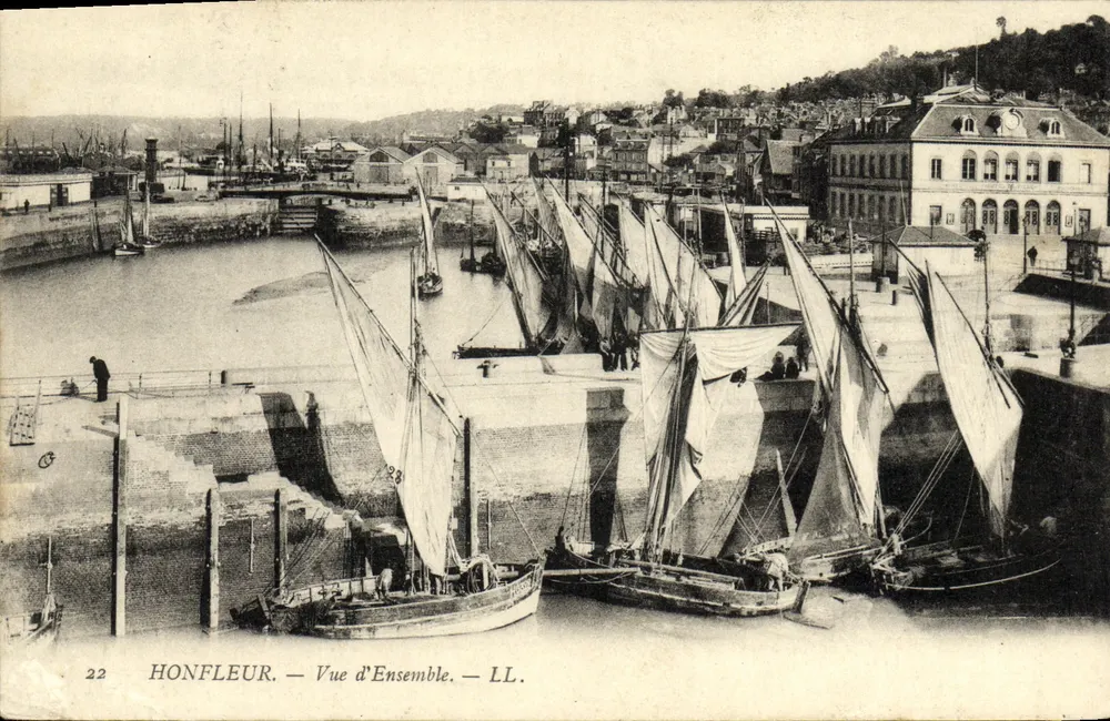 Honfleur — Vista Geral — LL. - Frente