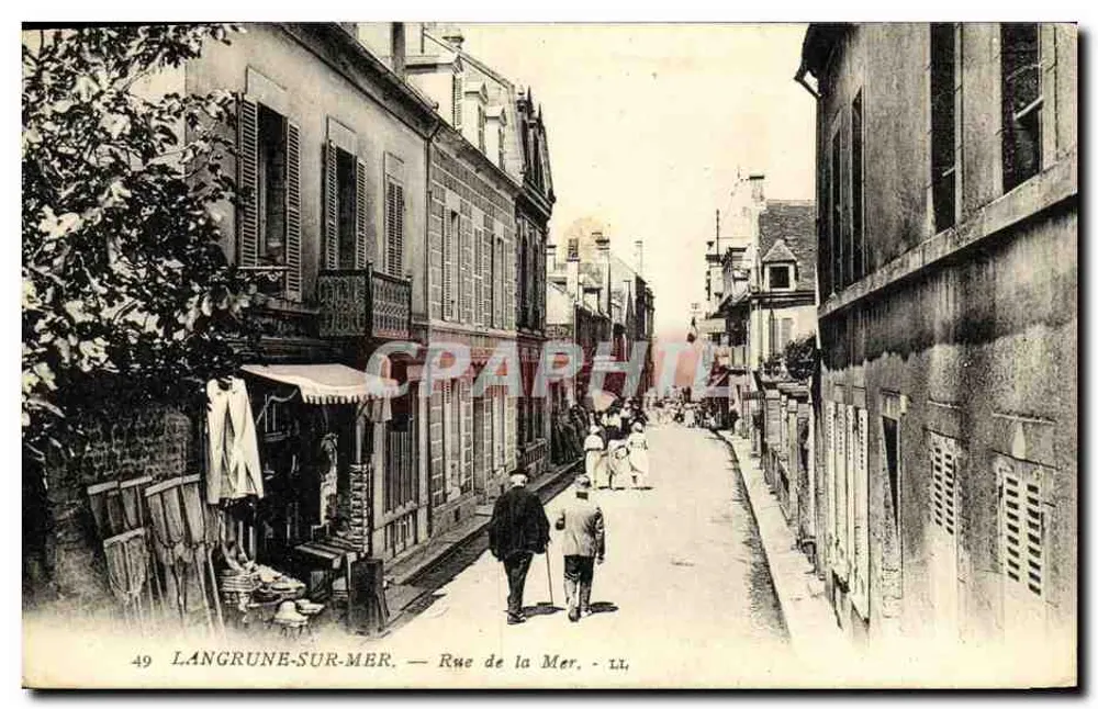 Langrune-sur-Mer — Rue de la Mer — LL - Frente