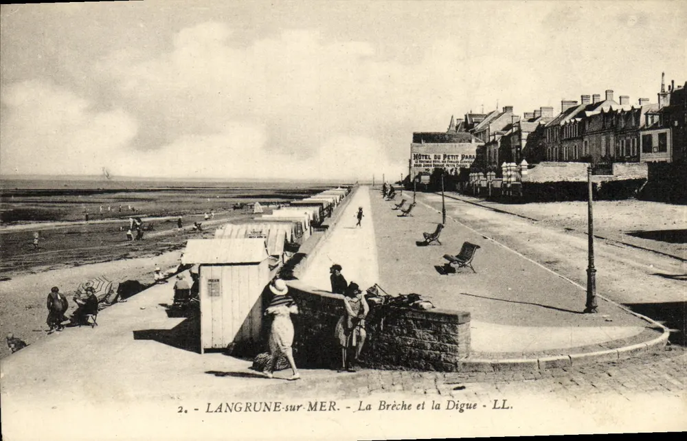 Langrune-sur-Mer — A Brecha e a Digue — LL. - Frente