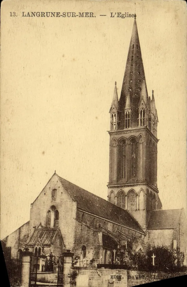 Langrune-sur-Mer — A Igreja — Edição Bayet, Ed. Paris - Frente