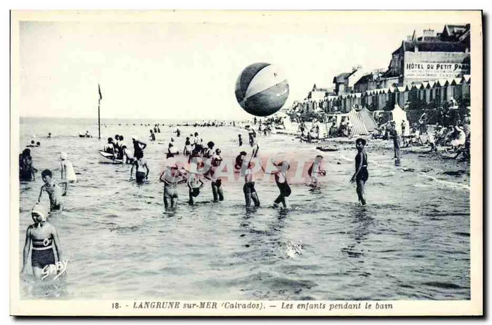 Langrune-sur-Mer (Calvados) — Kinder während des Bades — Edition Gaby - Vorderseite