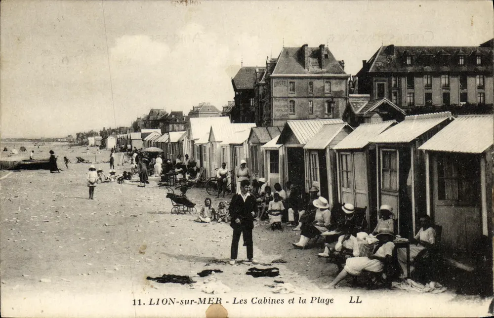 LION-sur-MER — Las Cabanas y la Playa — LL - Anverso
