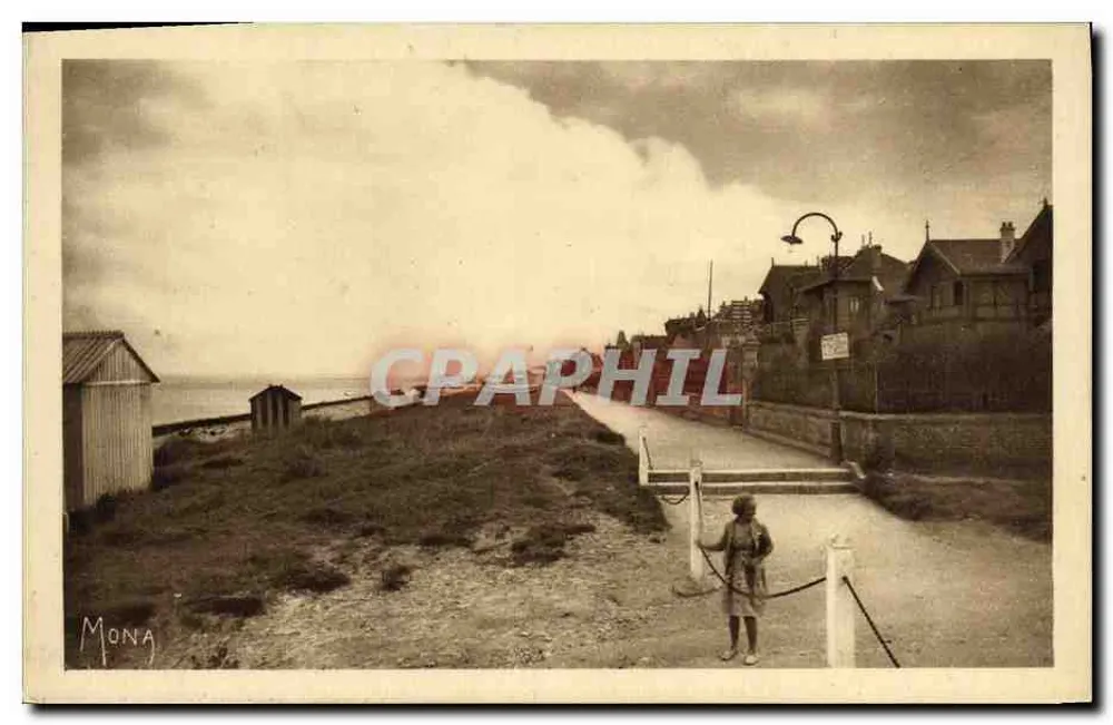 Lion-sur-Mer — Der maritime Boulevard, in Richtung Hermanville — Mona - Vorderseite