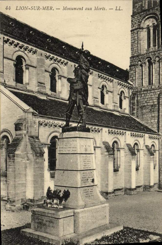 Lion-sur-Mer — Denkmal der Toten — LL. - Vorderseite