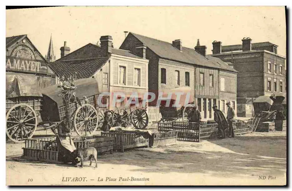 LIVAROT — La Place Paul-Bonaston — ND Phot - Vorderseite