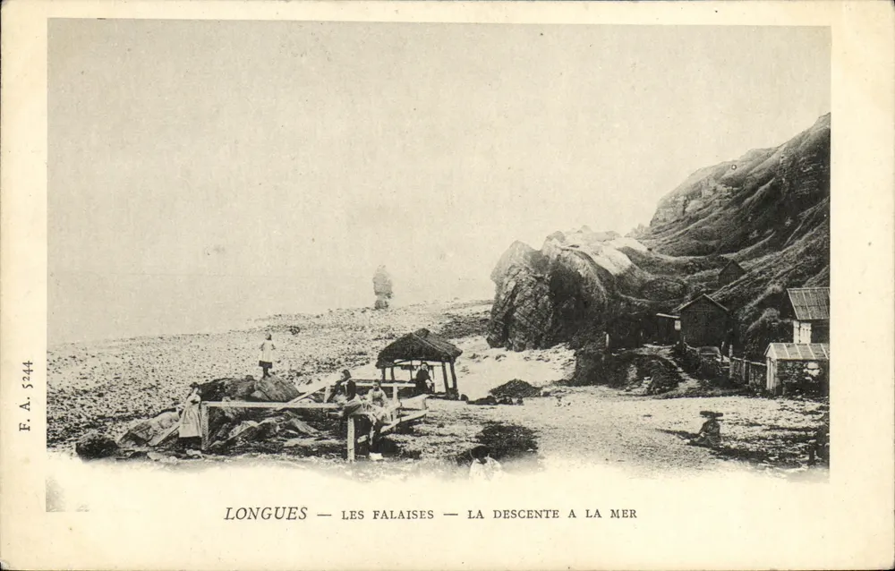 Longues — Die Klippen — Abstieg zum Meer — E.A. 5344 - Vorderseite