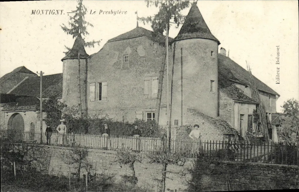 Montigny — O Presbitério — Editor Bolusset - Frente