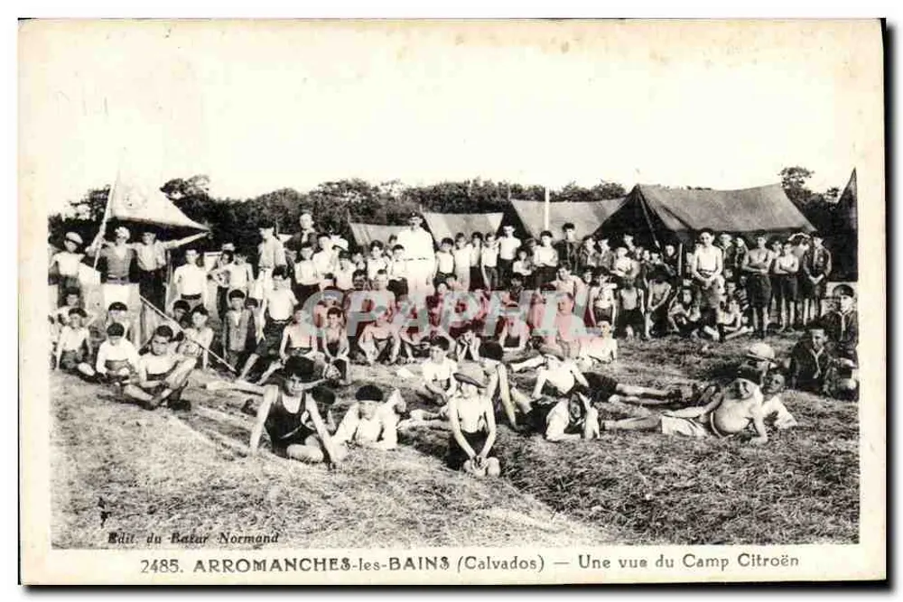 Arromanches-les-Bains (Calvados) — Ansicht des Citroën-Lagers - Vorderseite