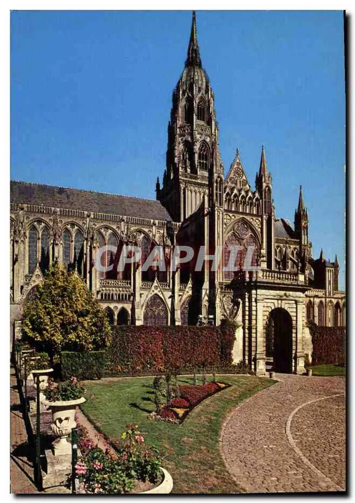 Catedral Nossa Senhora de Bayeux — vista do claustro e da torre — n° 21998-c - Frente