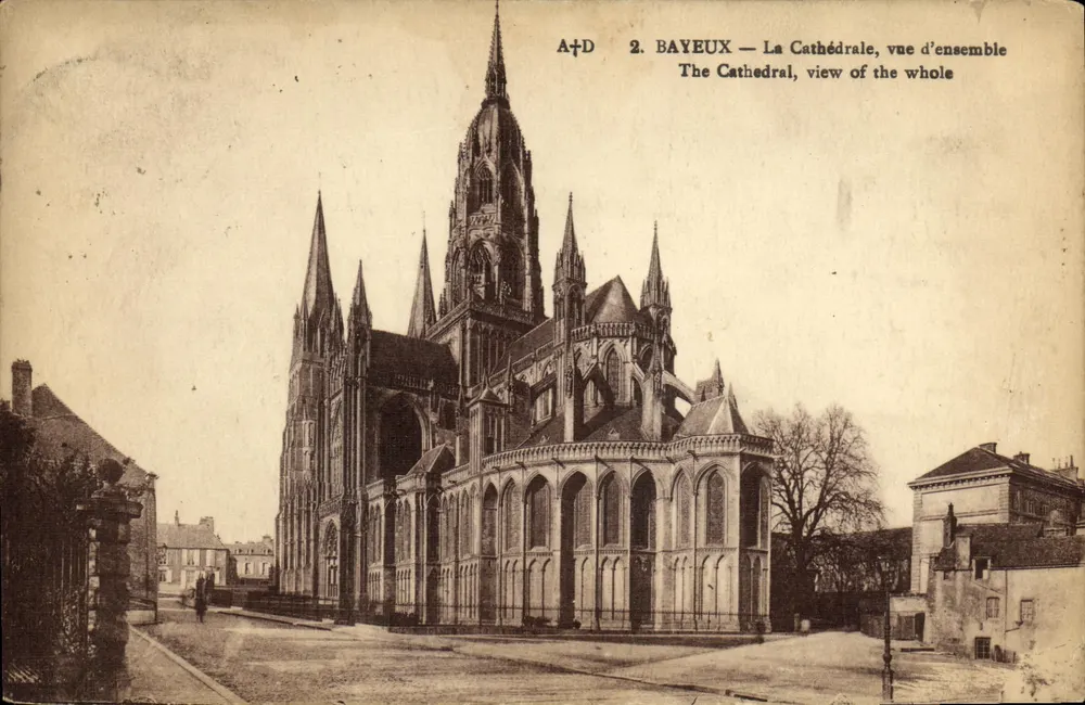 Bayeux — A Catedral, vista geral — A.+D. n°2 - Frente