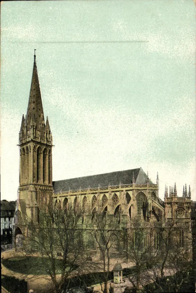 Igreja de São Pedro de Nantes — vista da fachada e da torre — Aqua Photo L.V. & Cie - Frente
