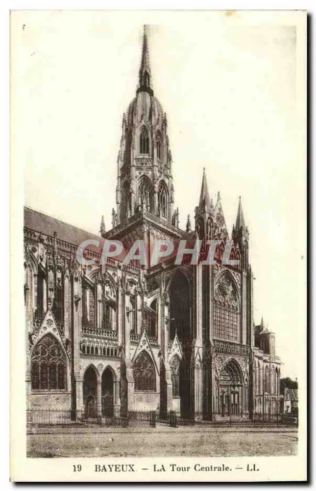Bayeux — A Torre Central — Lévy et Neurucin, 44 Rue Lételier, Paris, Imp. - Frente