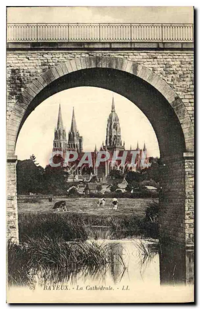 Bayeux - A Catedral - LL - Frente