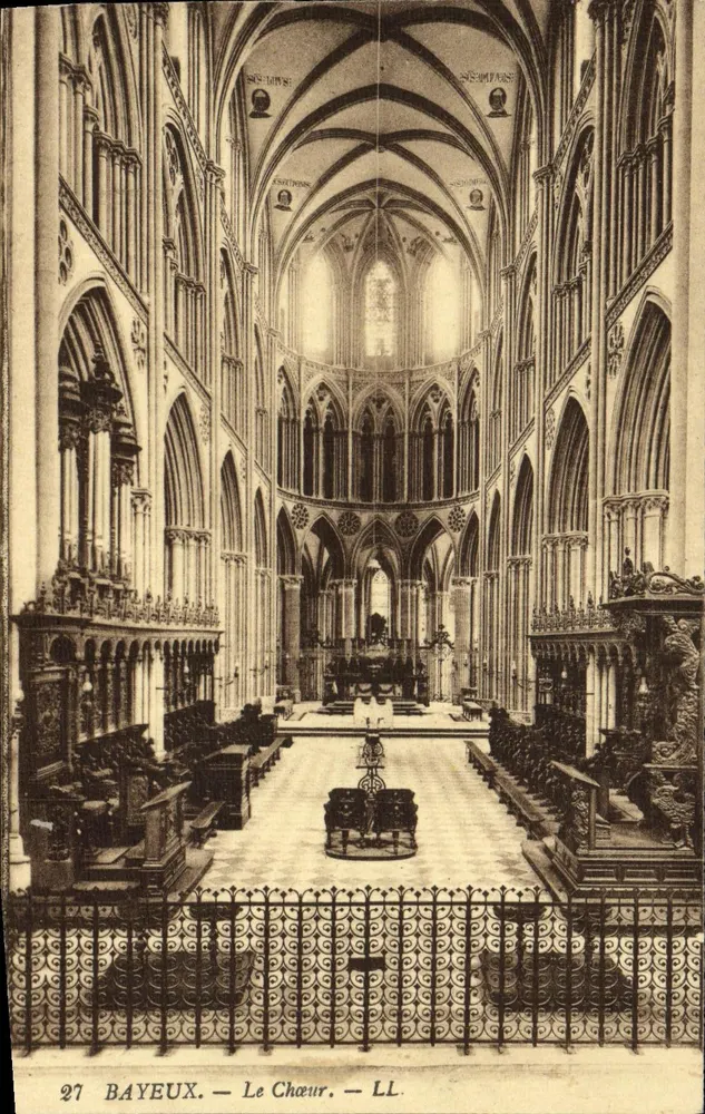 Bayeux — O Coro — LL - Frente