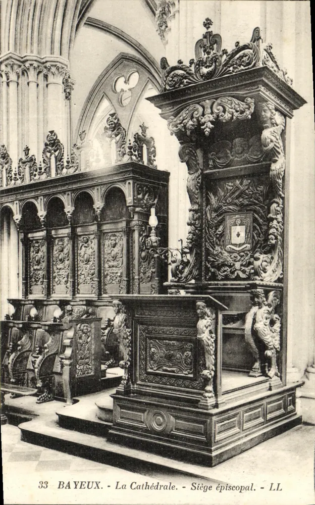 Bayeux - A Catedral - Sede Episcopal — LL - Frente