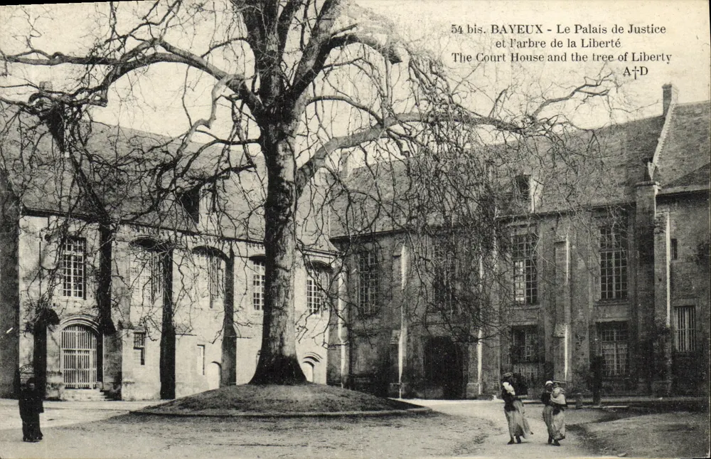 Bayeux — Das Gerichtsgebäude und der Baum der Freiheit — A⁺D - Vorderseite