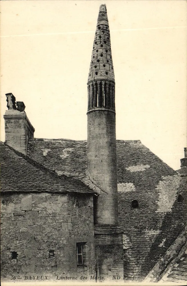 Bayeux — Lanterna dos Mortos — ND Picot - Frente
