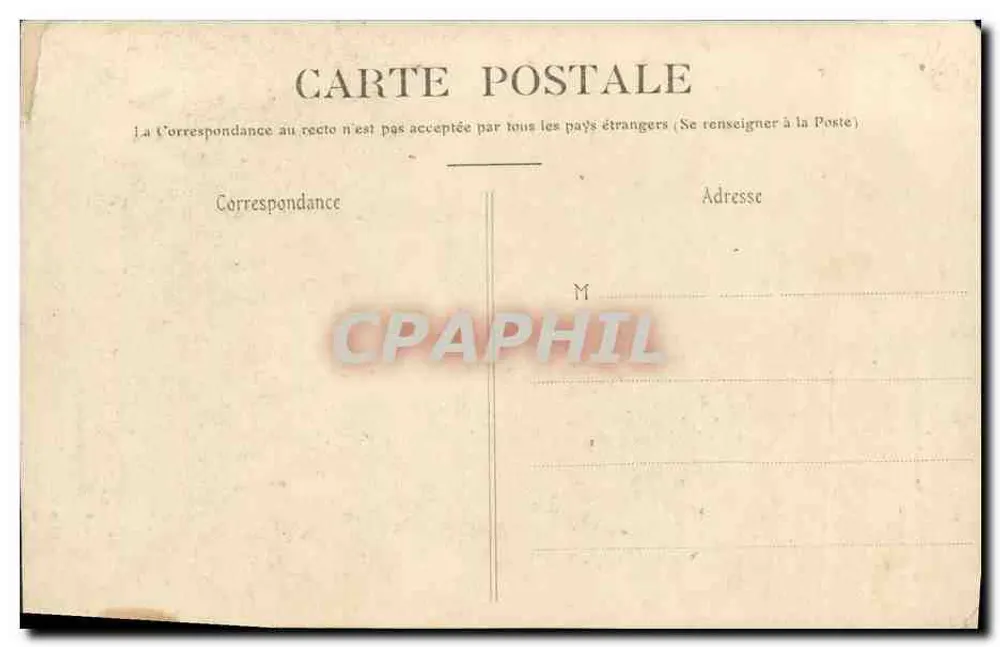 Bayeux — A Lanterna dos Mortos (século XIII), servindo para iluminar o cemitério St-Sauveur ao lado da Catedral - Verso