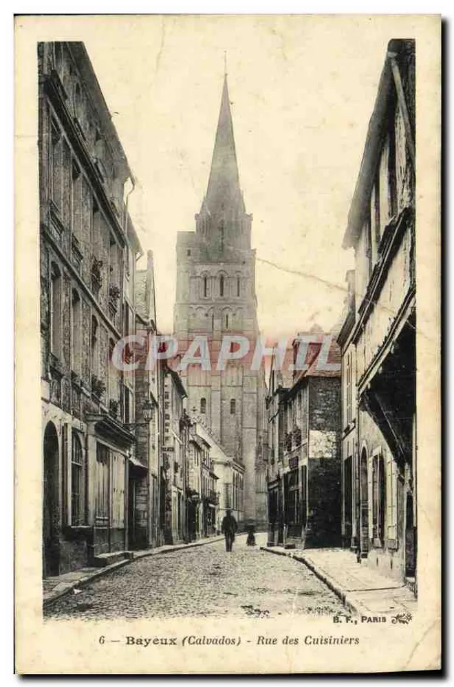 Bayeux (Calvados) — Rue des Cuisiniers avec la tour de l'église — B. F., PARIS - Frente