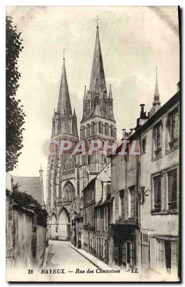 Bayeux — Rue des Chanolnes — LL - Frente