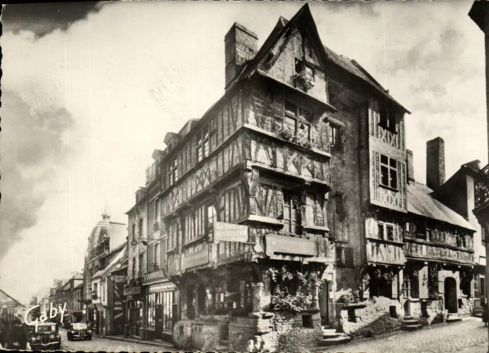 BAYEUX — Velha Hostelleria (século XV) — Edições Gaby - Frente