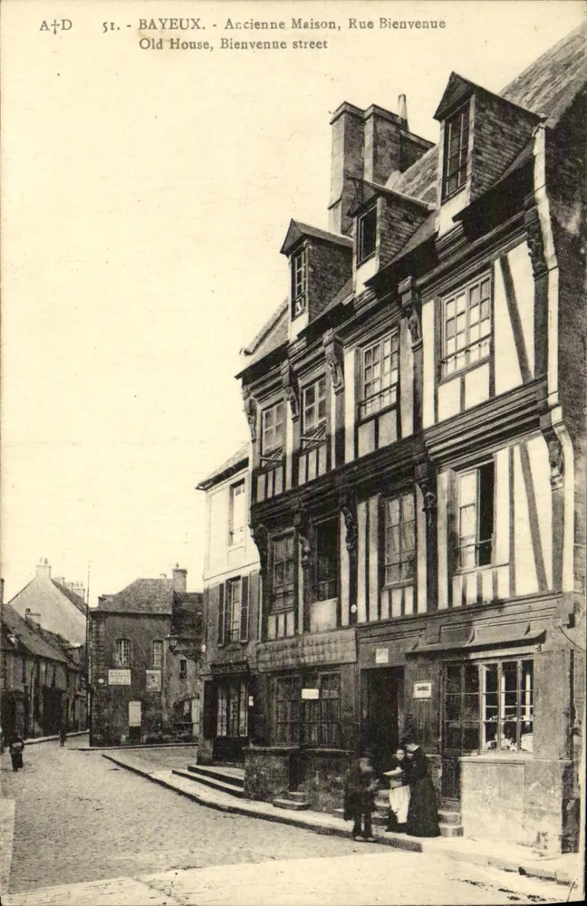 Bayeux — Vieja Casa, Rue Bienvenue — A. Dubois, editor - Anverso