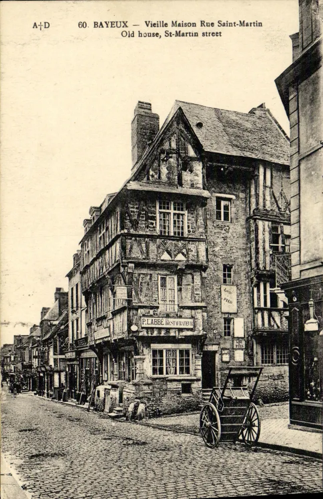 Bayeux — Alte Haus in der Straße Saint-Martin — A+D - Vorderseite
