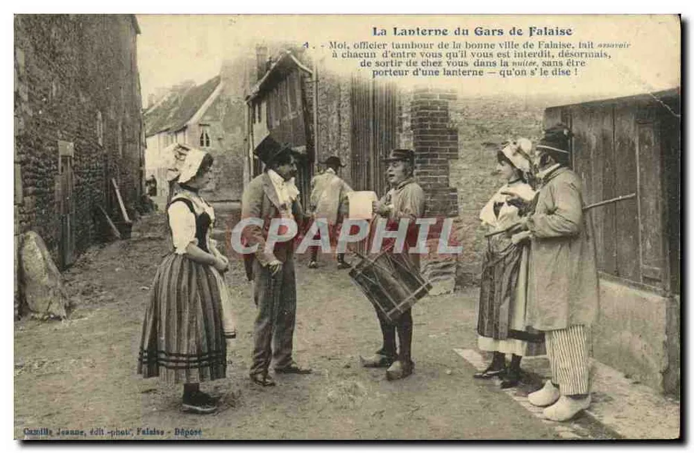 La Lanterne du Gars de Falaise — Straßenszene mit Tambour und Einwohnern — Camille Jeanne, Verlag/Fotograf, Falaise - Dépost - Vorderseite