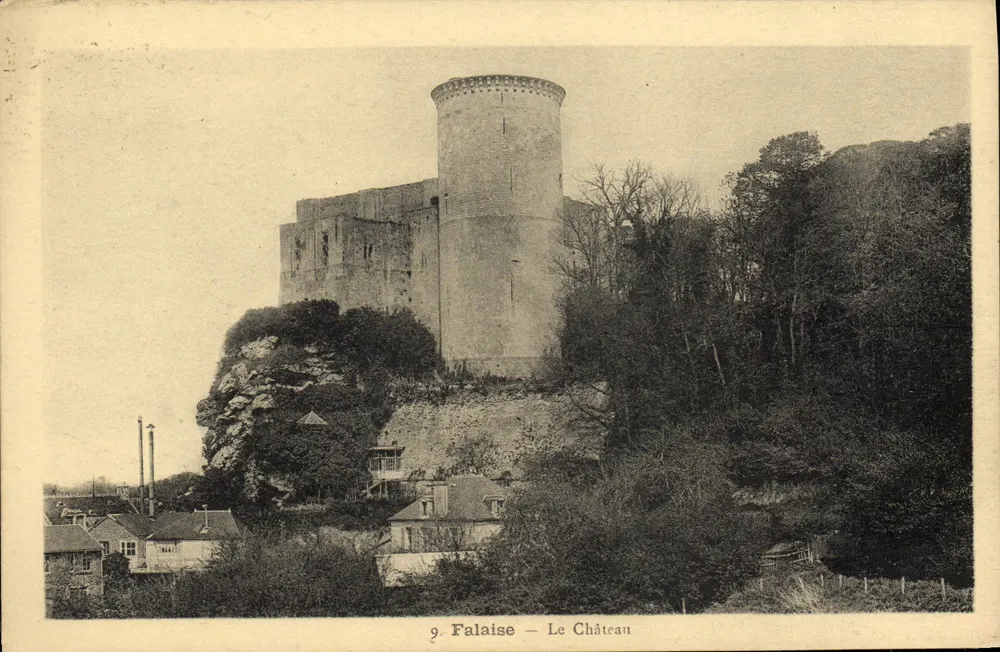 Falaise — O Castelo — 9. Falaise — O Castelo - Frente
