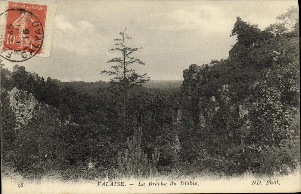 FALAISE — A Brecha do Diabo — ND. Fot. - Frente