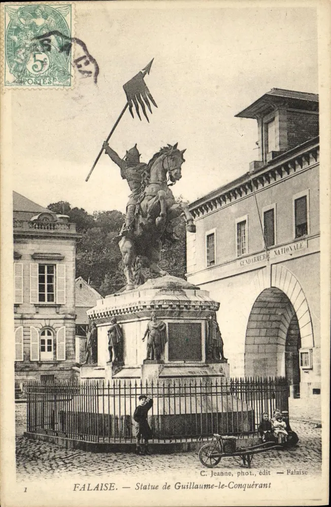 Falaise — Statue des Wilhelm der Eroberer — C. Jeanne, phot., Verlag — Falaise - Vorderseite