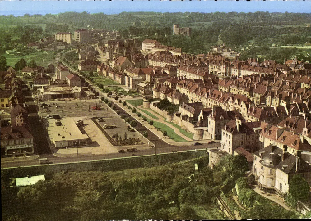 FALAISE (Calvados) — Vista geral — Edições SOFER - Frente